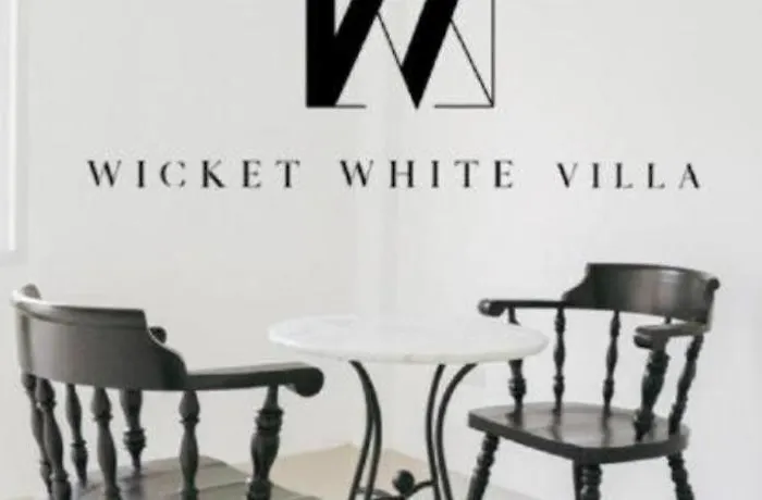 Hotel Wicket White